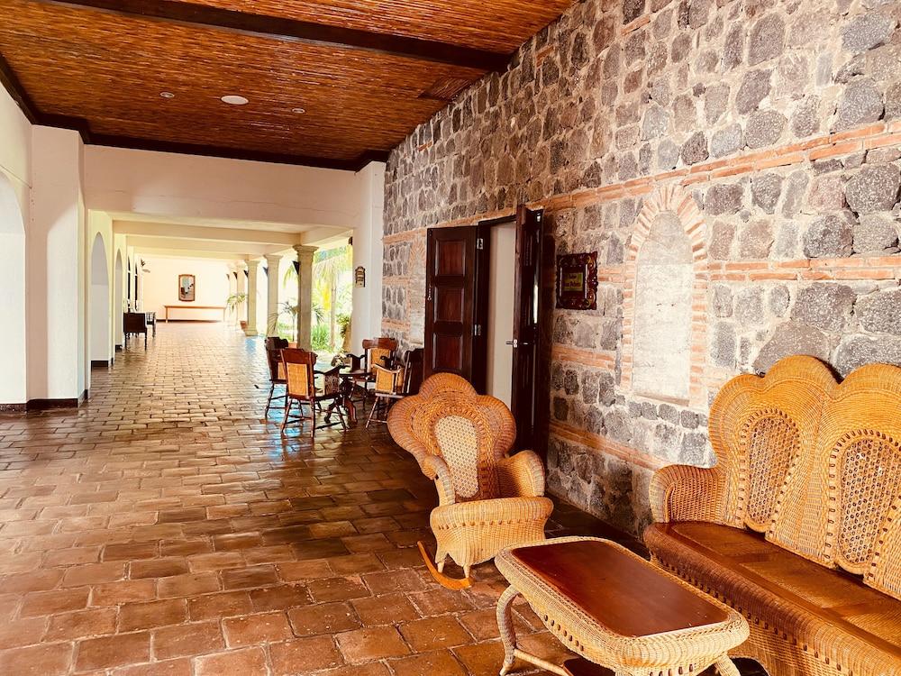 גרנאדה Hotel El Internacional מראה חיצוני תמונה