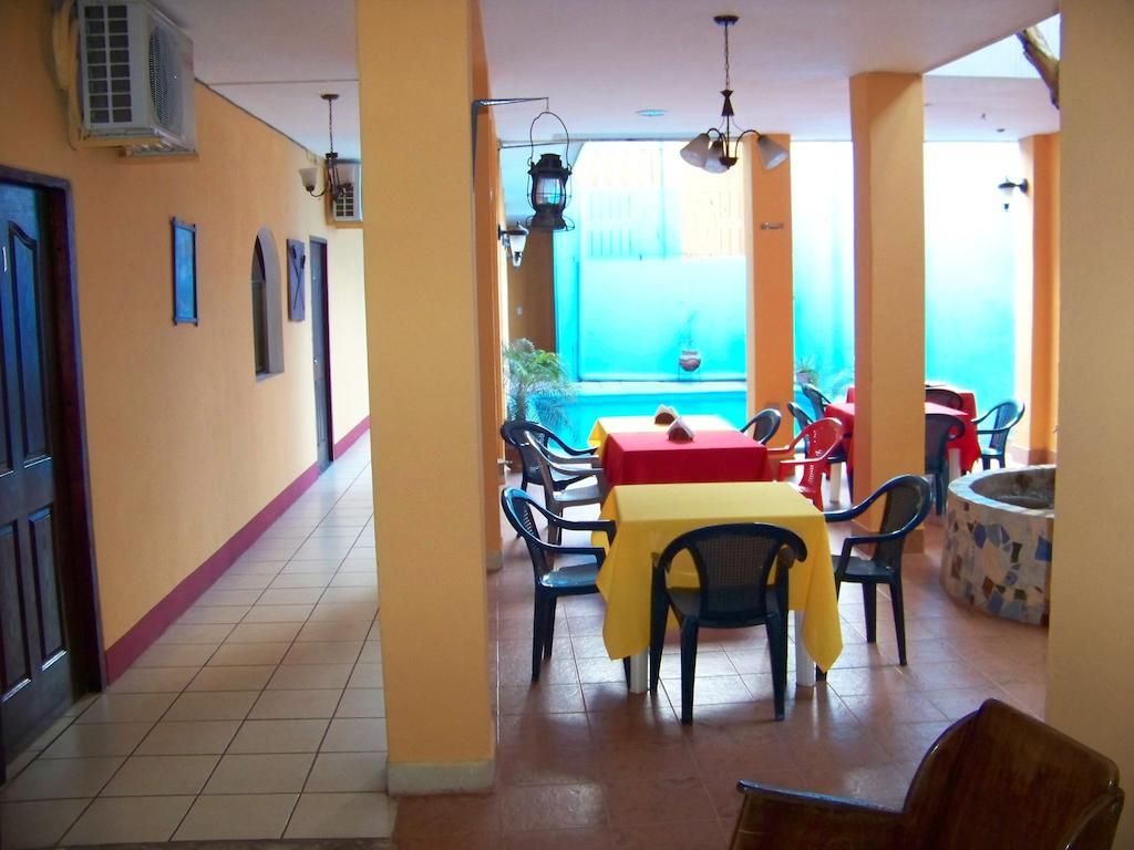 גרנאדה Hotel El Internacional מראה חיצוני תמונה