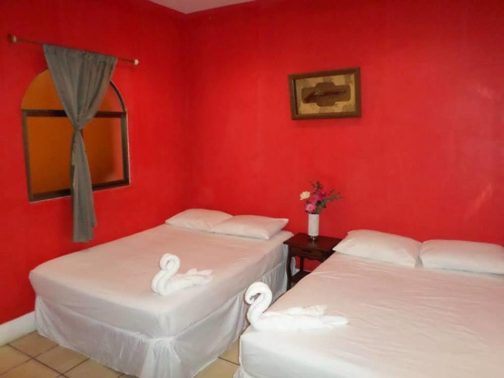גרנאדה Hotel El Internacional מראה חיצוני תמונה