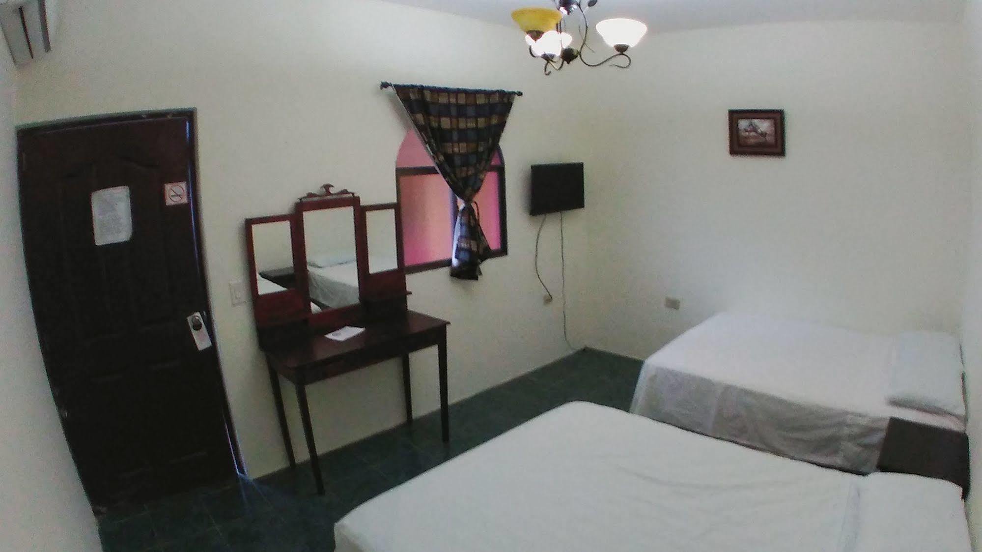 גרנאדה Hotel El Internacional מראה חיצוני תמונה