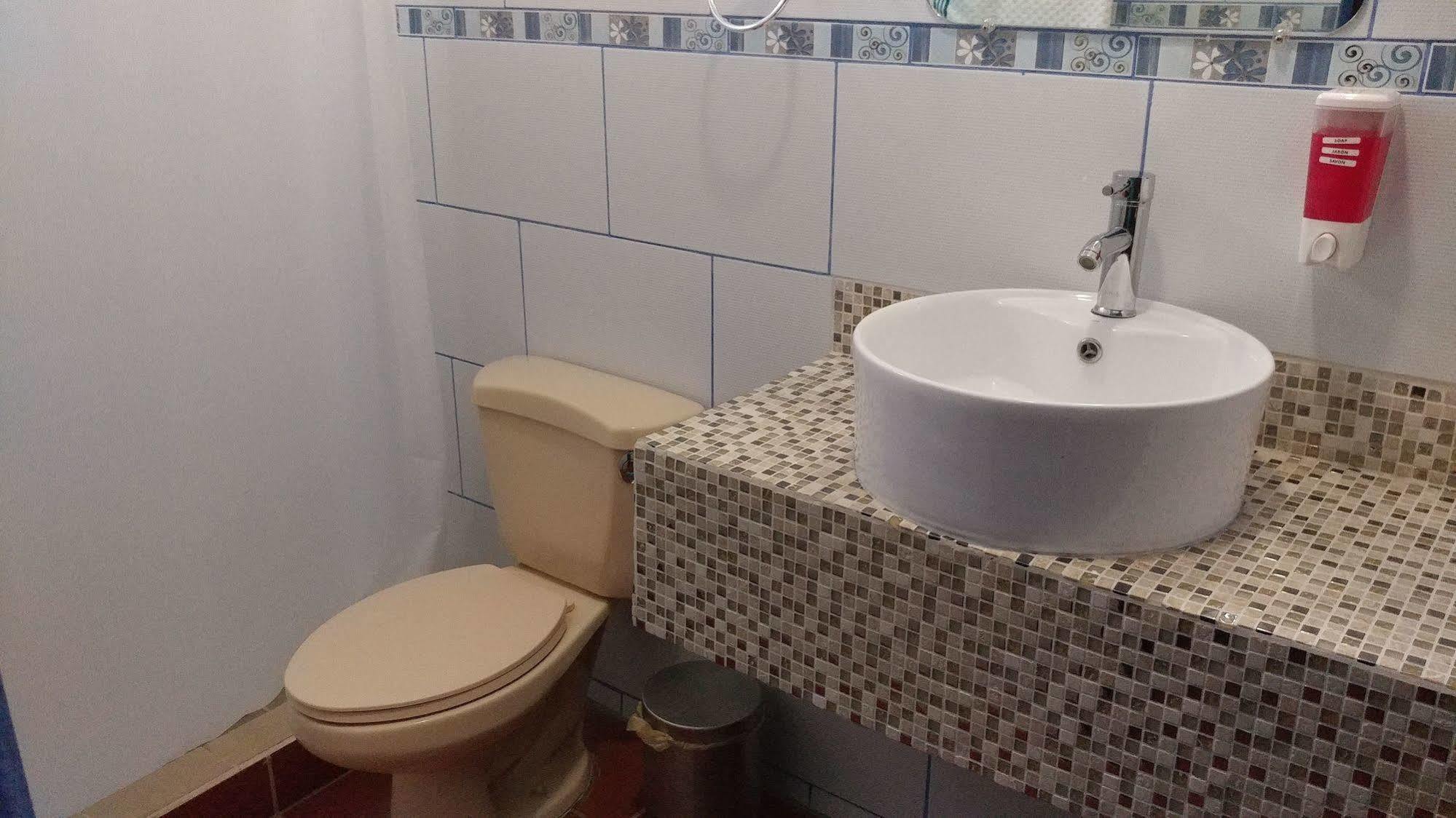 גרנאדה Hotel El Internacional מראה חיצוני תמונה